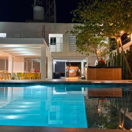 Hotel y Piscina Villa Maria Uribia، فندق في Uribia