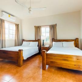 Grama Tasha at Isebei Guest House -Gold Standard Certified, hotel in Hopkins