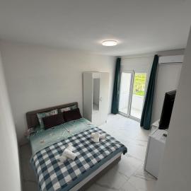 Apartments Gzim Peja