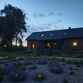 Zacisze przy lesie, hotel v destinácii Ryn