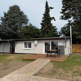 Strandhaus Störtebeker، فندق في أوستسيباد كوسيروف