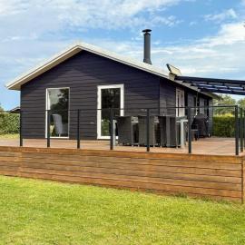5 person holiday home in Hadsund, hotel a Hadsund