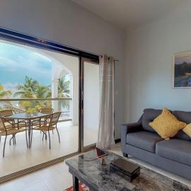 Oceanfront condo with amazing water views partial AC WiFi & pool
