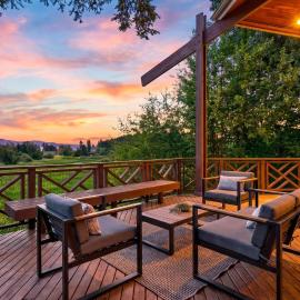 The Grove at Mutiny Bay by AvantStay, Hotel in Freeland
