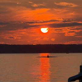 Cayuga Lake Holiday House - Waterfront & Sunset Views, hotel a Aurora