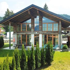 Charming Alpine chalet in Weidach