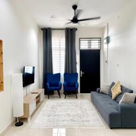 Hikari Nest Homestay - 3 Aircond Bedrooms & Wi-Fi