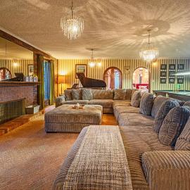 Southern Edge Retreat - Vintage Charm by the Bay, hotel in Margate