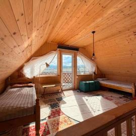 Mothers Modern Lakeside Cabin