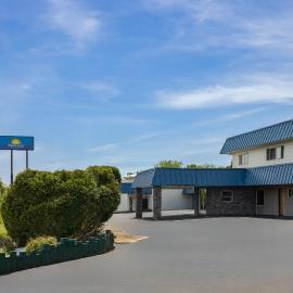 Days Inn by Wyndham Moosic, hotel a Moosic