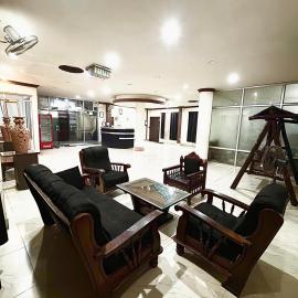HOTEL ROYAL KASHI Heritage Property Dashashawmedh River Ghat Property