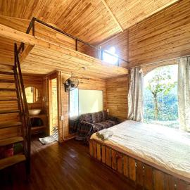 Mận Đỏ Retreat, Hotel in Lo Sui Bé