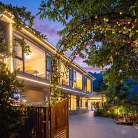 Zhangjiajie Spring Plum Resort-Free One-way Pickup-A 5 minutes'walk to Forest Park