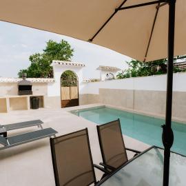 Casa Rural Las Llanadillas、イスナハルのホテル