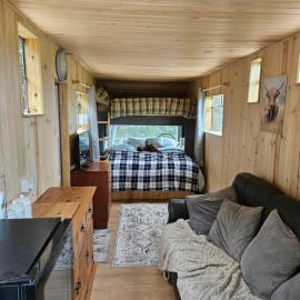 The Horse Box Hut