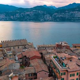 Hotel Lago Di Garda，馬爾切西內的飯店