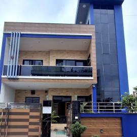 Rawat Cottage near ISBT Dehradun, Hotel in Mājra