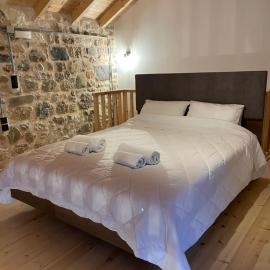 Mesovouni Stone Suites 1