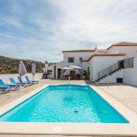 Casa Mari de Almogia by Ruralidays