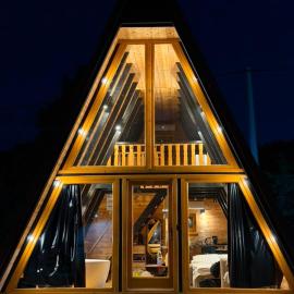 Veis House, hotel a Vrba