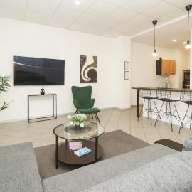 Apartment Central 10D 55qm Wi-Fi free Parking calm back house