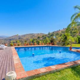 Casa Ana de Guaro by Ruralidays