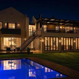 River front holiday home - Rolo Whispering Waters