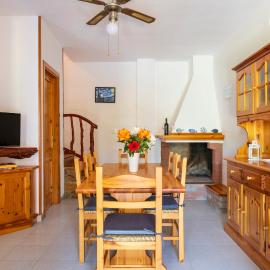 5' from the Beach - Private Veranda & BBQ