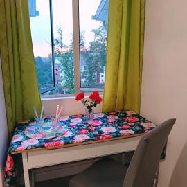 Rawang KPJ Budget Master King Room private bathroom shared kitchen & Hall, hotell i Rawang