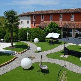 Hotel Borgo Torricella, hótel í San Vito al Tagliamento