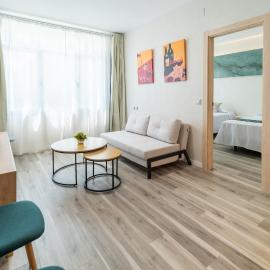Apartamentos El Real, hotel in Mota del Cuervo