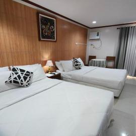Shenna's Beach Resort Boracay, hotel sa Boracay