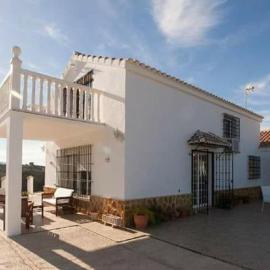 Elegant Villa in Algar with Private Pool, hotelli kohteessa Algar