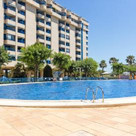 GuestReady - Beachside apartment with Pool
