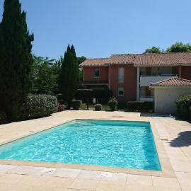Appartement cosy à Dax avec piscine partagée - 65 m²., hotel en Dax