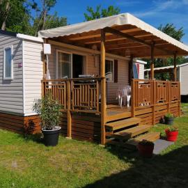 Bungalow charmant à Condrieu avec piscine partagée conviviale