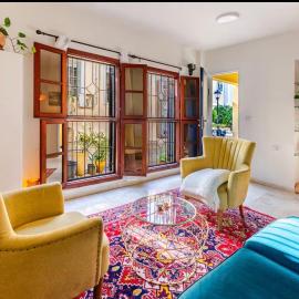 Luxury Stay in Suzan Dellal, hotel in Tel Aviv