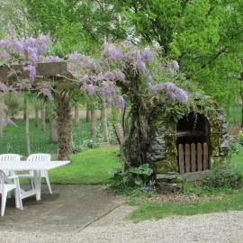 Maison familiale charmante à Denée avec jardin et loisirs
