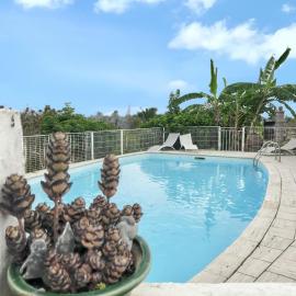 Maison familiale avec piscine privée à Saint-François