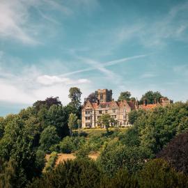 Nutfield Priory Hotel & Spa, hotell i Redhill