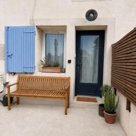 Maison familiale entre Avignon & Ventoux recharge VE gratuite, hotel en Pernes-les-Fontaines