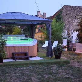 르 블랑에 위치한 호텔 Maison de charme au cœur du Blanc, avec spa et jardin