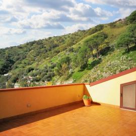 Modern apartment Casalvecchio Siculo 95 m² mountain view