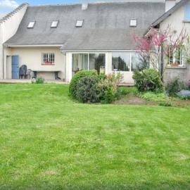 Maison charmante à Bernac-Dessus avec jardin spacieux, viešbutis mieste Bernac-Dessus