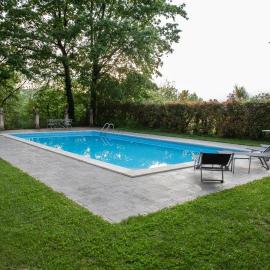Charming villa in Alvignano with private pool