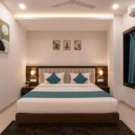 Hotel Pride, hotel em Wardha