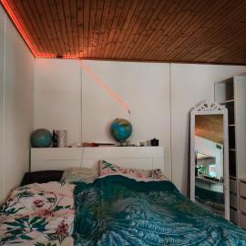 Grosses Doppelzimmer in Privathaus، فندق في Flums