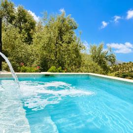 Cortijo Majuelo con piscina privada Sayalonga