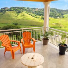Appartement spacieux avec vue montagne à Le Marin, 82 m²., hotel in Le Marin