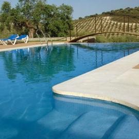 Charming house in Estepa with shared pool., hotel u gradu Lora de Estepa